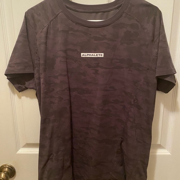 Alphalete shirt bundle Large - Picture 3 of 13